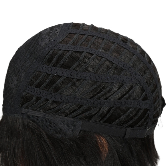 The Bayang Straight Wig - Picture 3 of 5